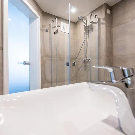 Waterfront Апартаменты *