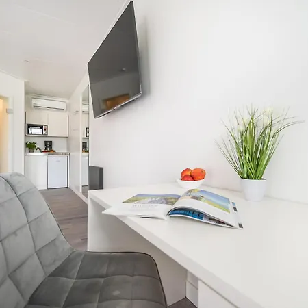 Waterfront Загард