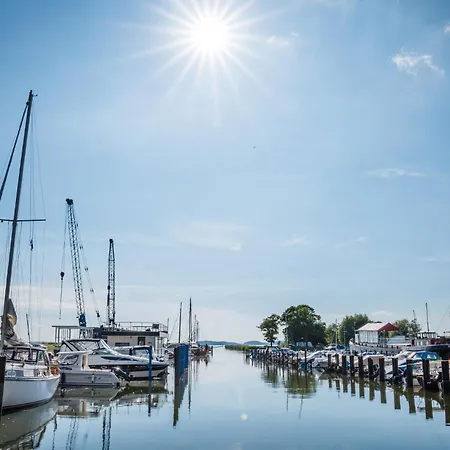 Апартаменты Waterfront